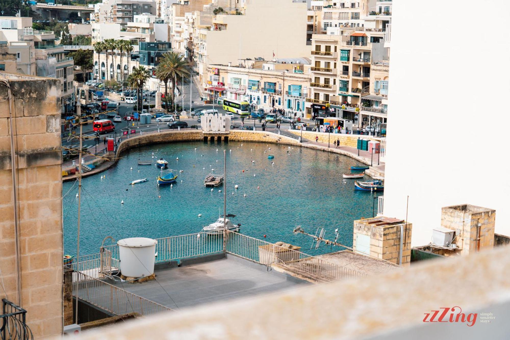 A Penthouse In The Heart Of St Julians Apartment